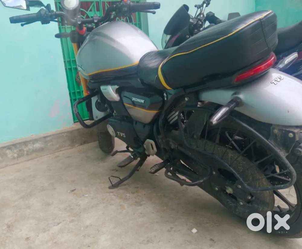 Supreme condition TVS Ronin