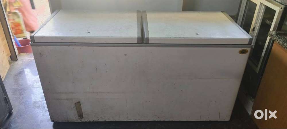 WESTERN FREEZER(565LTRS)DOUBLE DOOR COMMERCIAL FRIDGE(LIKE BRAND NEW)