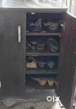 Wooden shoe rack
