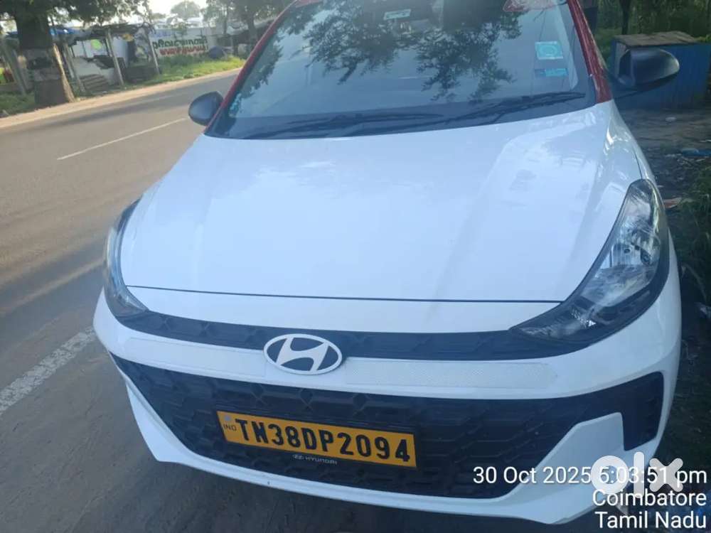 Drivers wanted for RED and Go taxi