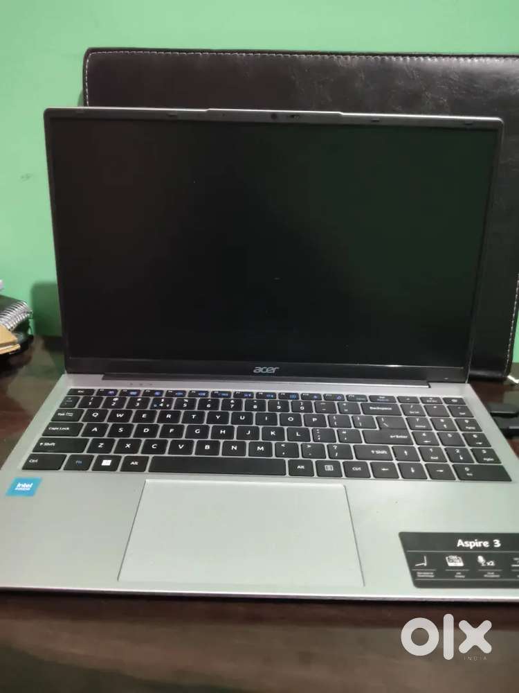 Acer Aspire 3 12th gen 8gb ram and 512gbssd