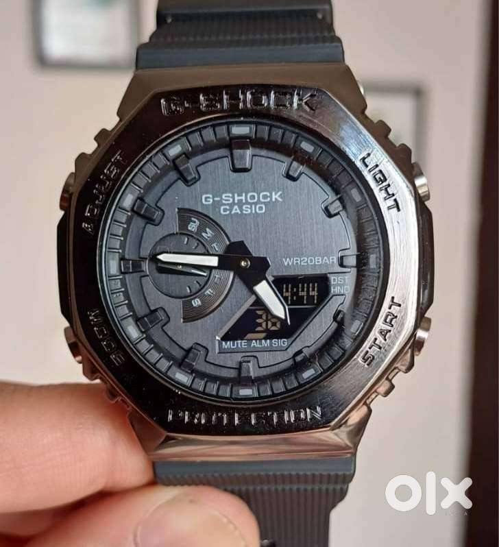 Gshock watch for men Analog and Digital with Day indicator -Used Watch