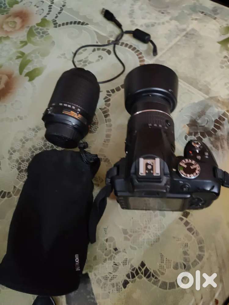 Nikon D3300 Camera (Brand New Condition)