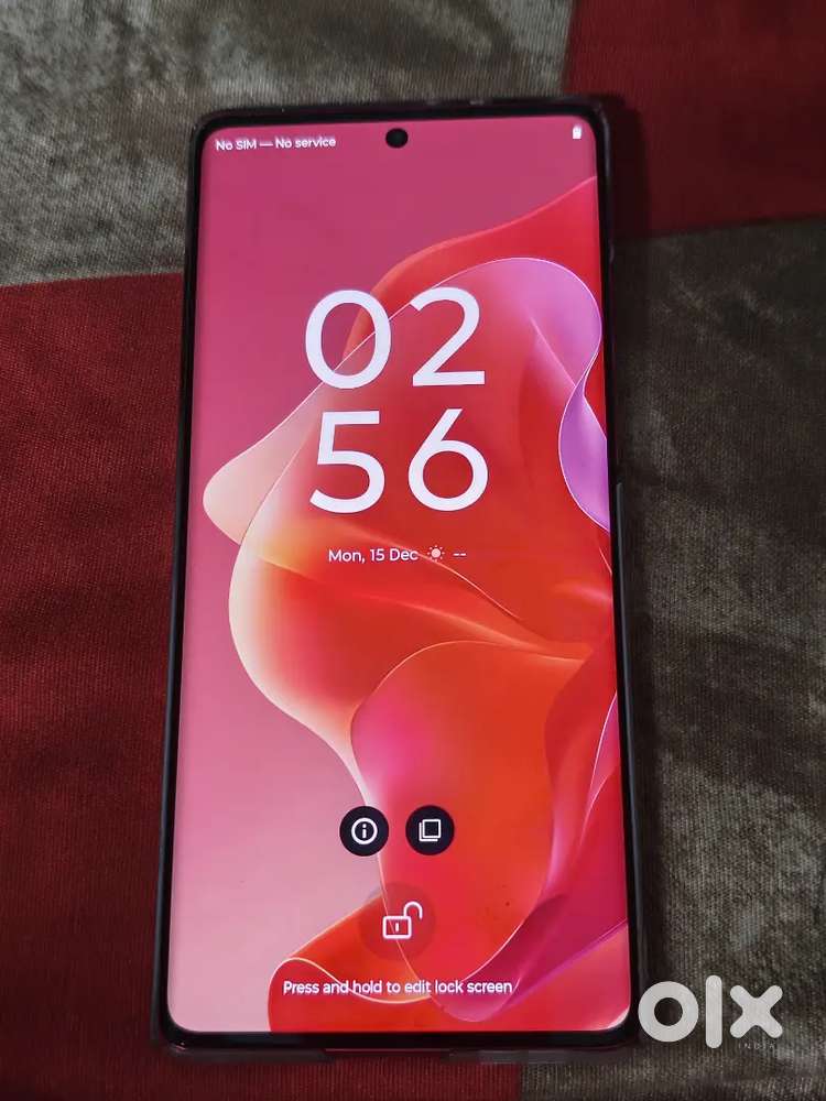 Motorola g85 8 128  only 5 months used