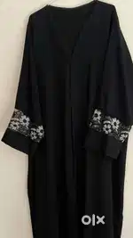 Dubai Saudi Arabia abayas