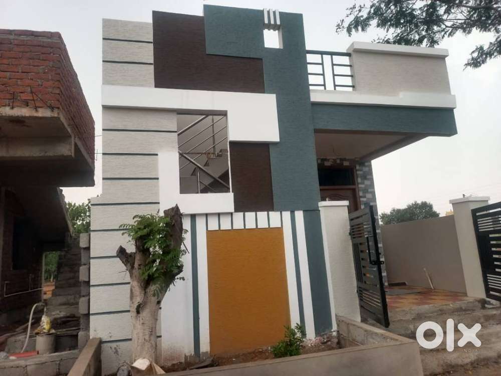 60 sq yards open plot for sale in gated community