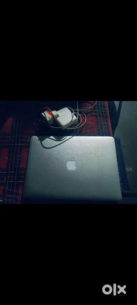 ₹7k charger of this laptop is free with this, 100% Good Condition !!