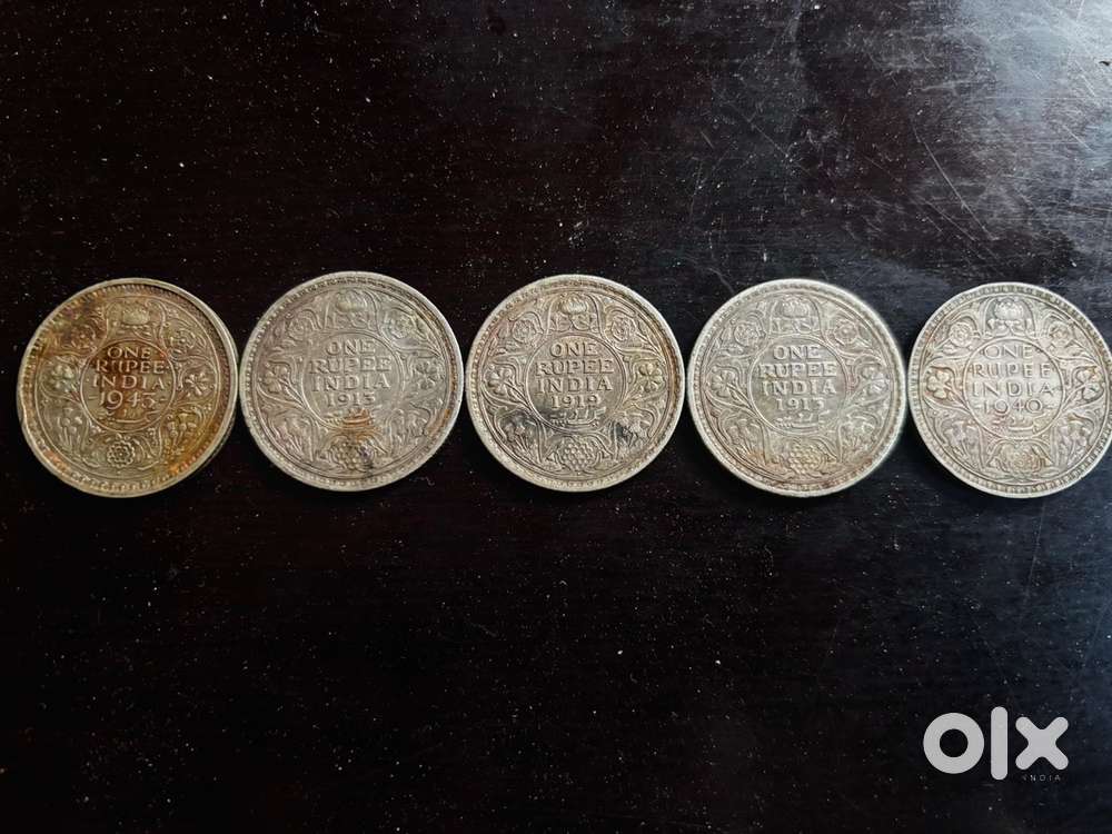 Old coins one rupee five piece