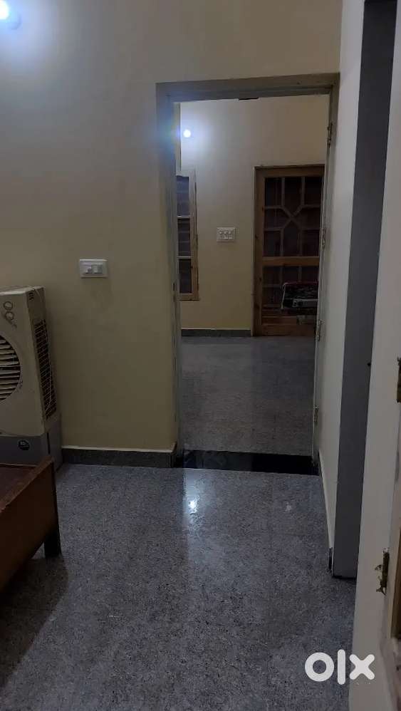1 Room Set with kitchen and washroom Near Kurali Bus Stand (For Girls)