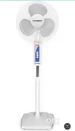 Crompton table fan with swing