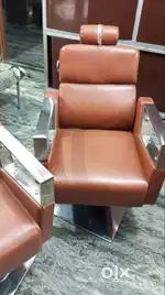 Parlour combo chair and mirror