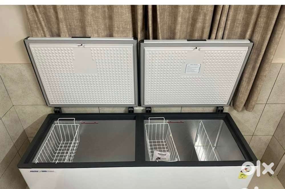 Commercial kitchen equipments for sale in low budget and good conditio