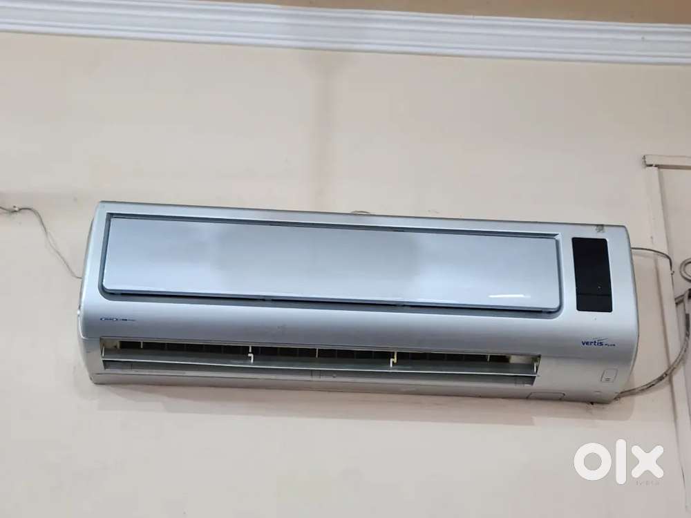 Voltas 1.5 ton AC