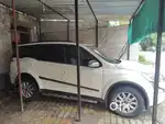 XUV 500 for sell w10 model