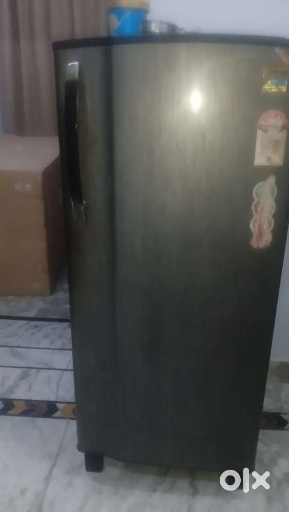 Godrej edge sx 5 star 213 litres