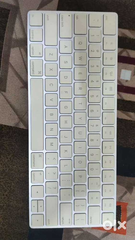 Apple magic keyboard lighting varient in mint condition with box