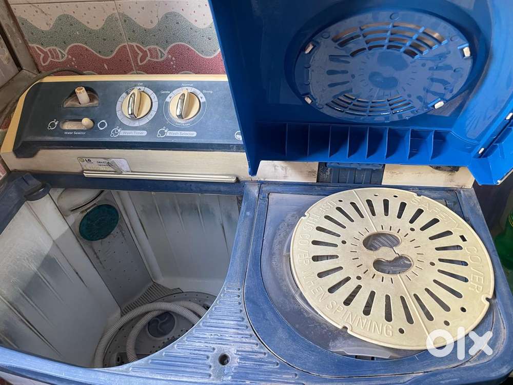 Lg 7.5kg semiautomatic 100% working condition