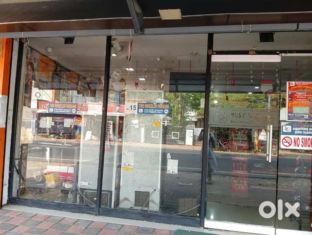 Marketing Manager, Sales staff, Billing Staff