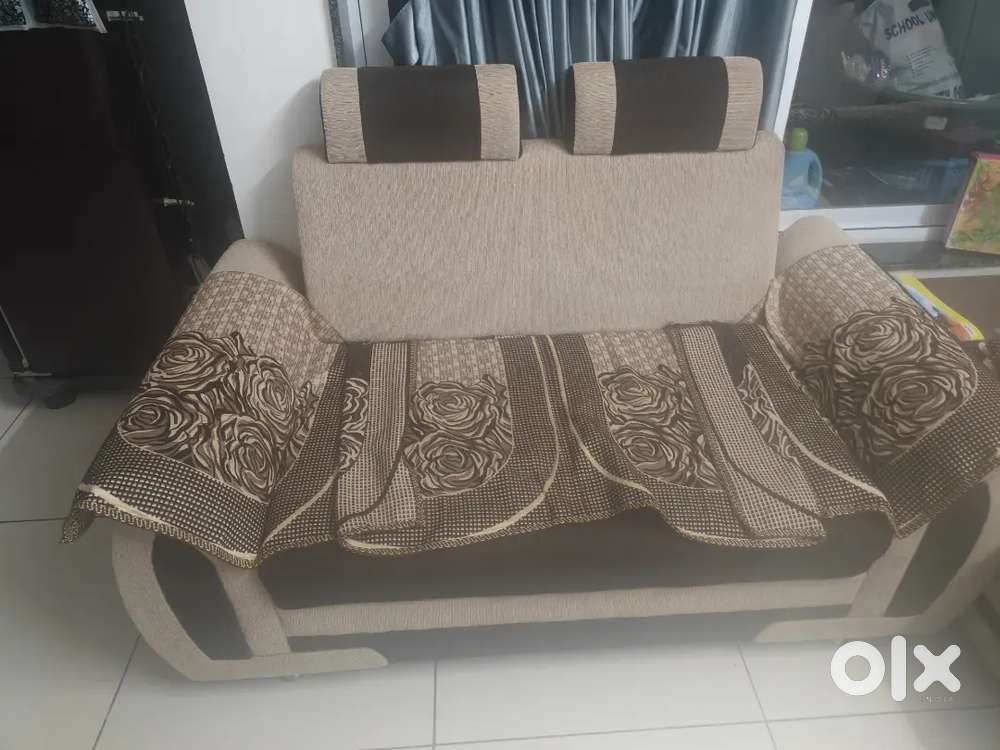 Sofa set with pillows