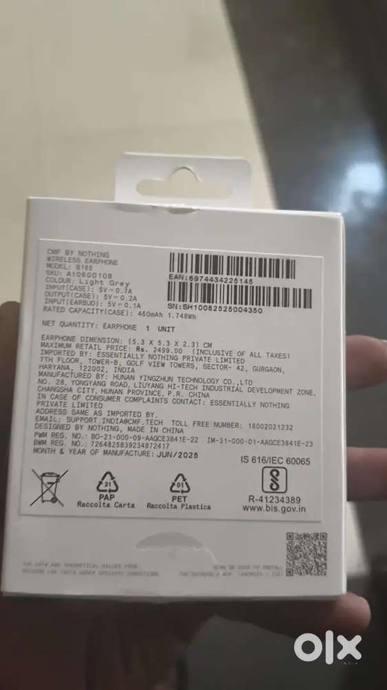 Ear buds  nothing