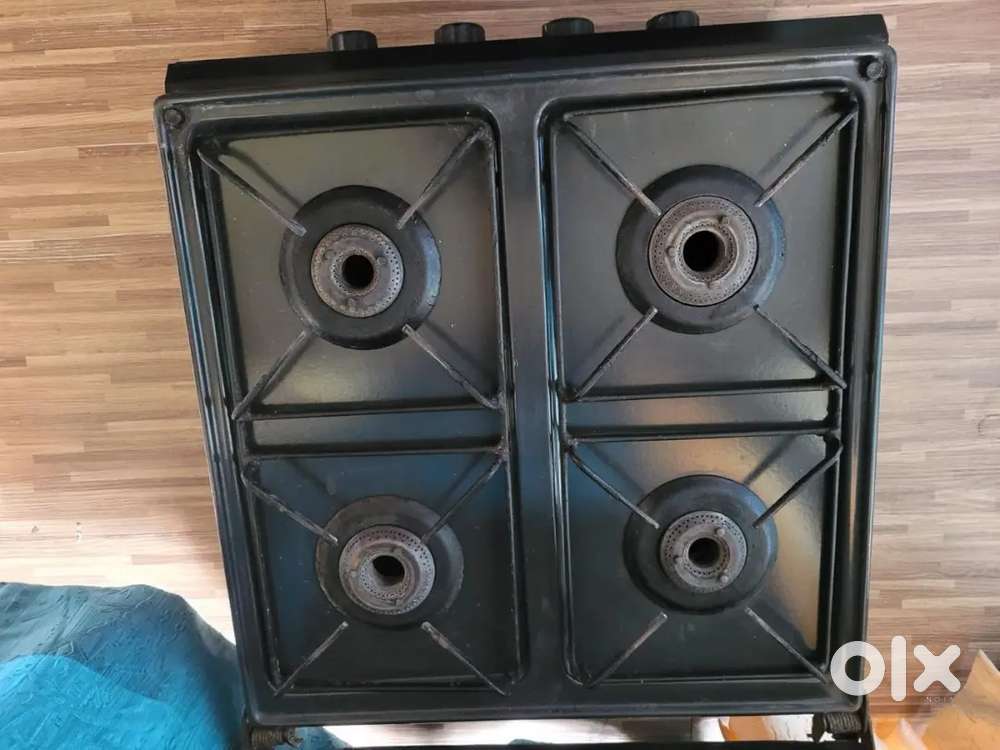 Gas stove in good condition