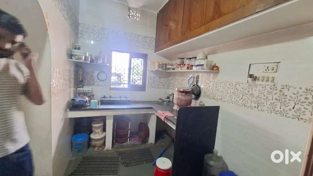 1BHK SAMIFURNISED HOUSE FOR RENT NEAR CHHANI JAKAT NAKA CIRCLE