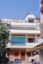 PG FOR BOYS IN NAVRANGPURA