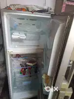 SAMSUNG Double door 255 ltr Refrigerator
