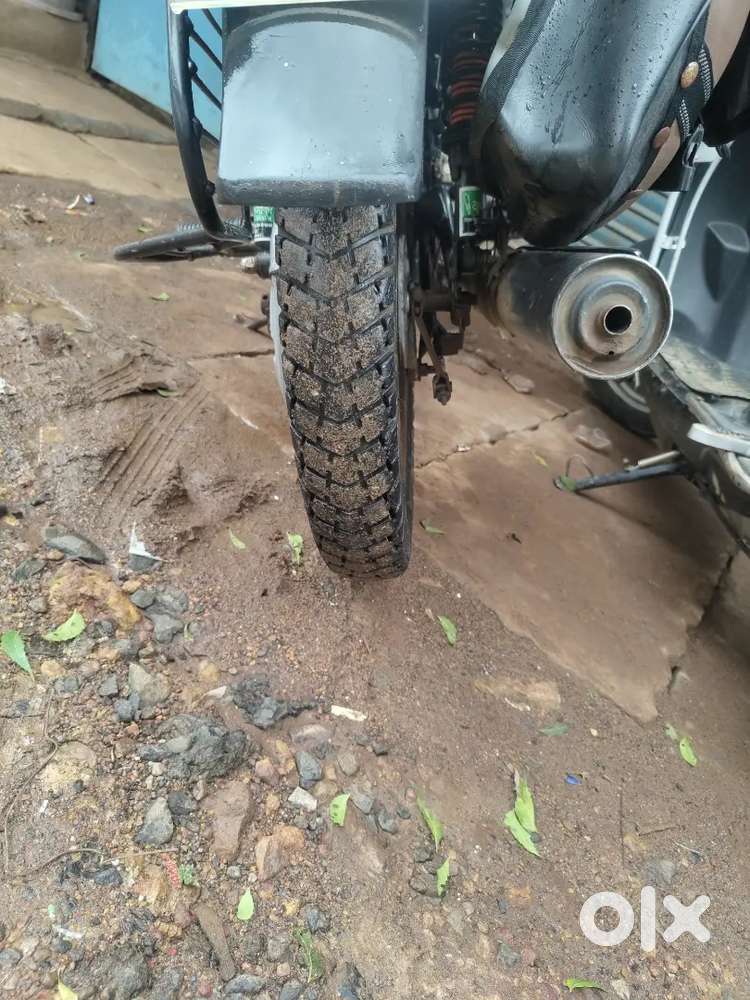 BAJAJ CT100