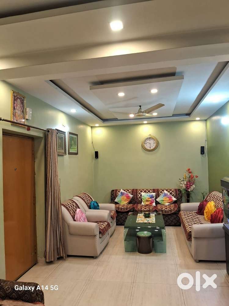 3bhk firnished flat for sale with Jusco electricity & Water.