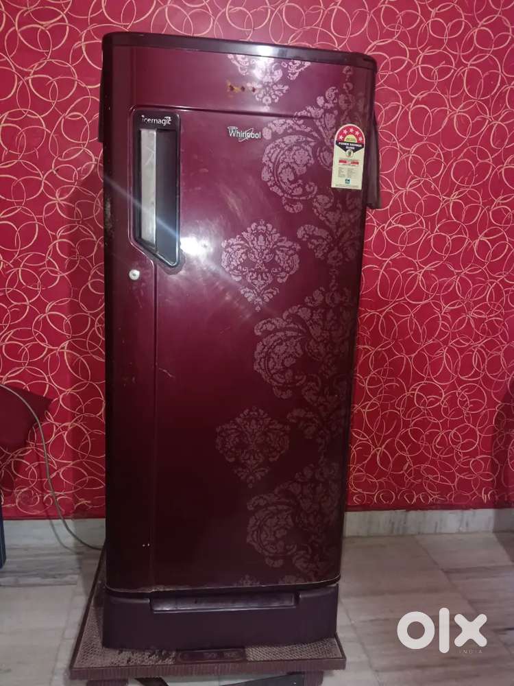 Whirlpool single door fridge