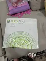 Xbox 360 console with Xbox 360 Kinect