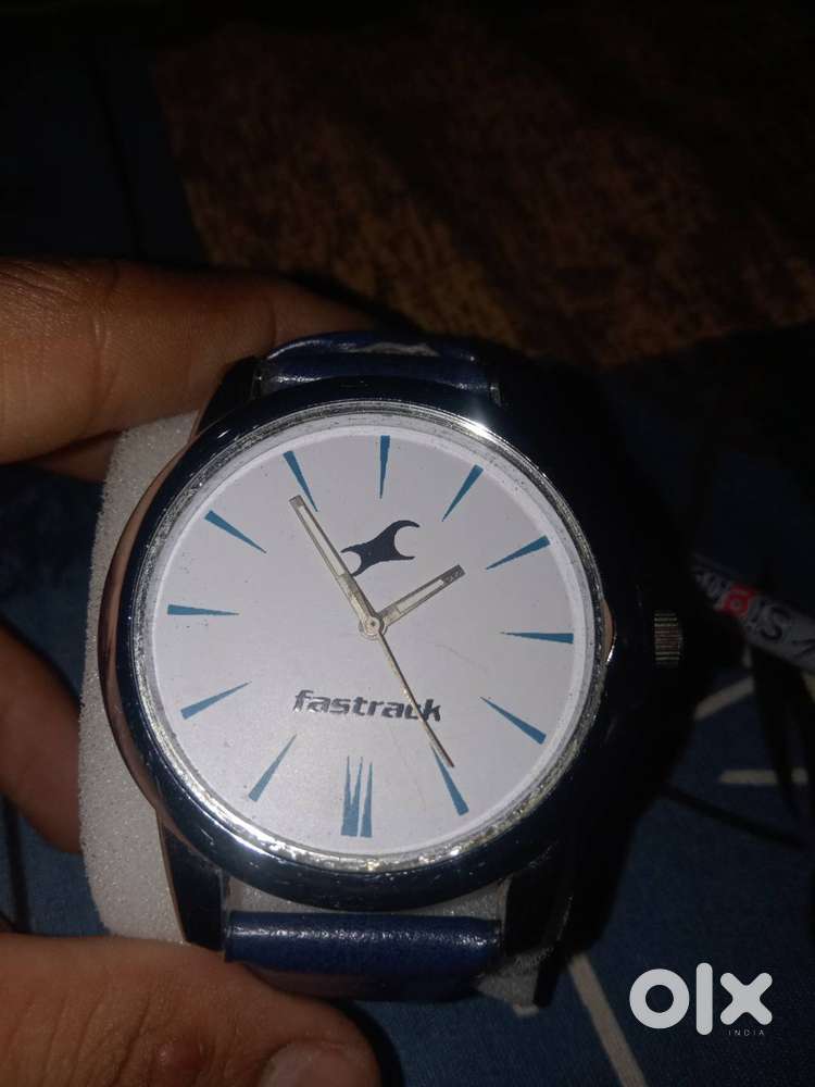 I want to sell my watch  6 months buy , Fastrack watch