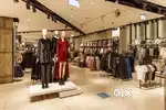 Branded showroom want staff 
Male female only customer attend work Sto