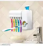 Hand free tooth pest