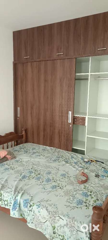 2 bhk semi furnished flat for rent in Urwastores