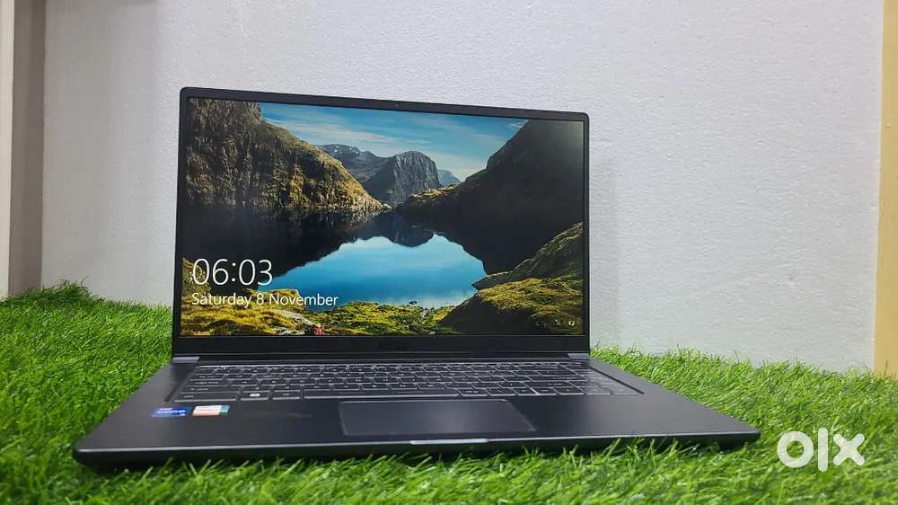 Laptop MSI 15A11M i5-11tg 16GB RAM 512GB SSD 1 Year Warranty Free Bag