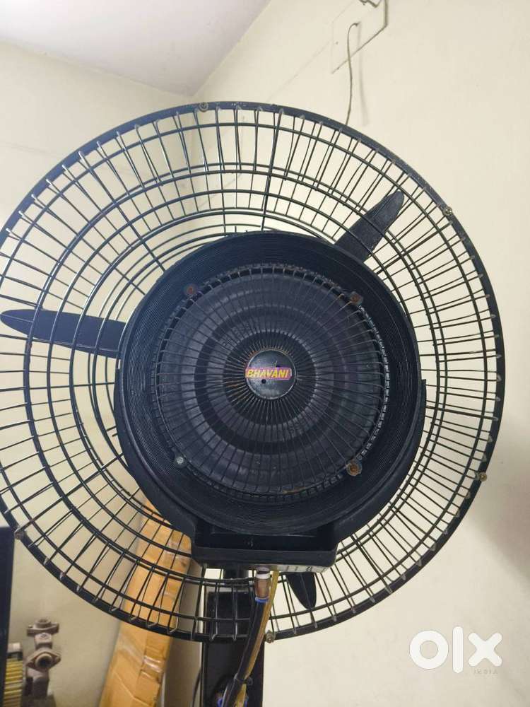 PEDESTAL FAN FOR SALE