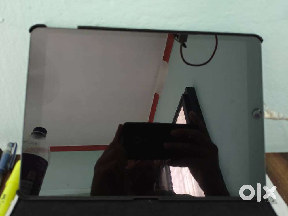 IPAD AIR 3, Good working condition