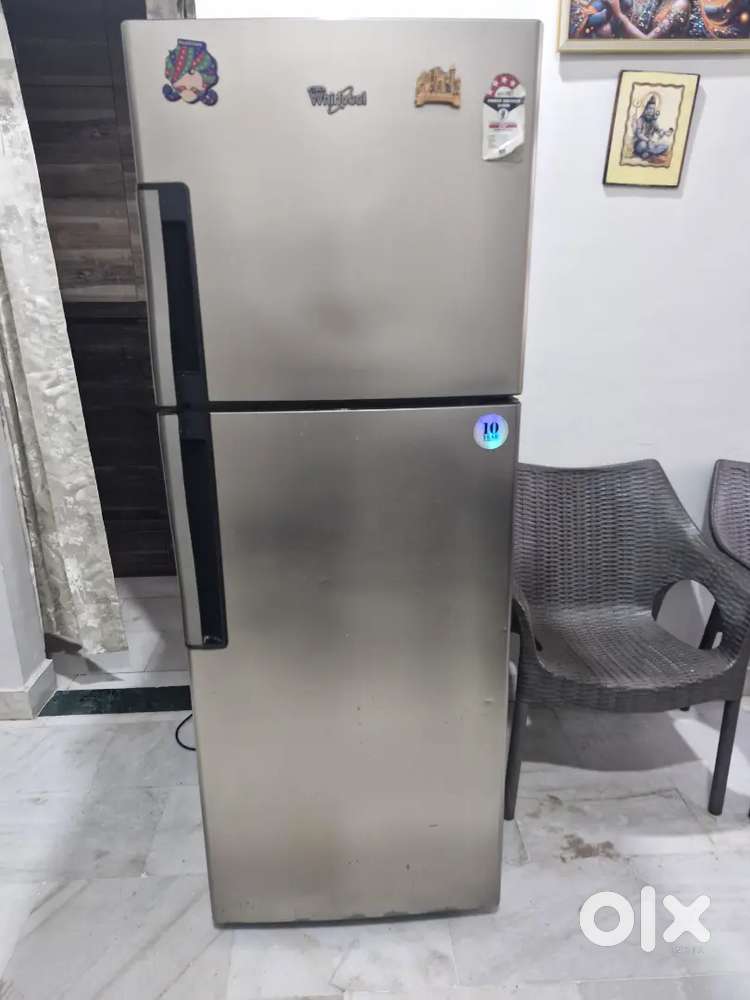 Whirlpool fridge 2013 model. Working perfectly fine