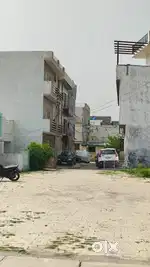 दोहरा रोड पे रोहिलखंड यूनिवर्सिटी के पास गेटेड सोसाइटी