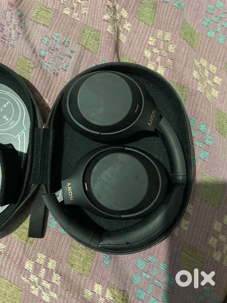 Sony WH-1000XM4 Wireless Bluetooth Over Ear Headphones, Black