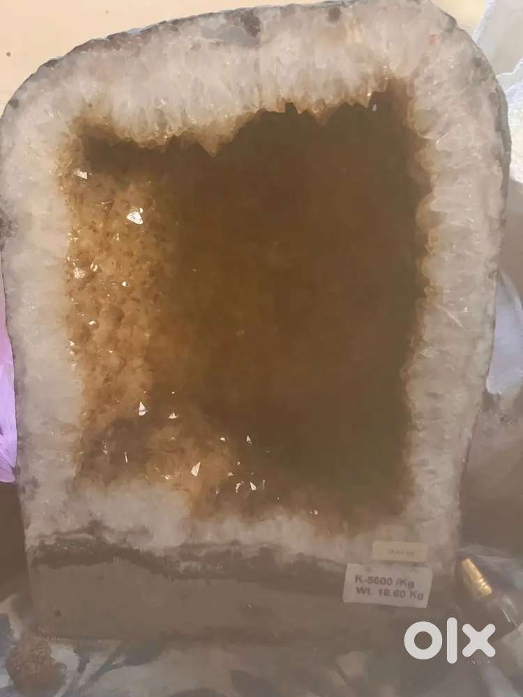 Citrine geode