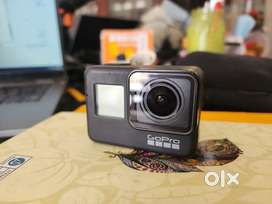 Go Gopro Hero 7 Black
With 2 batteries
