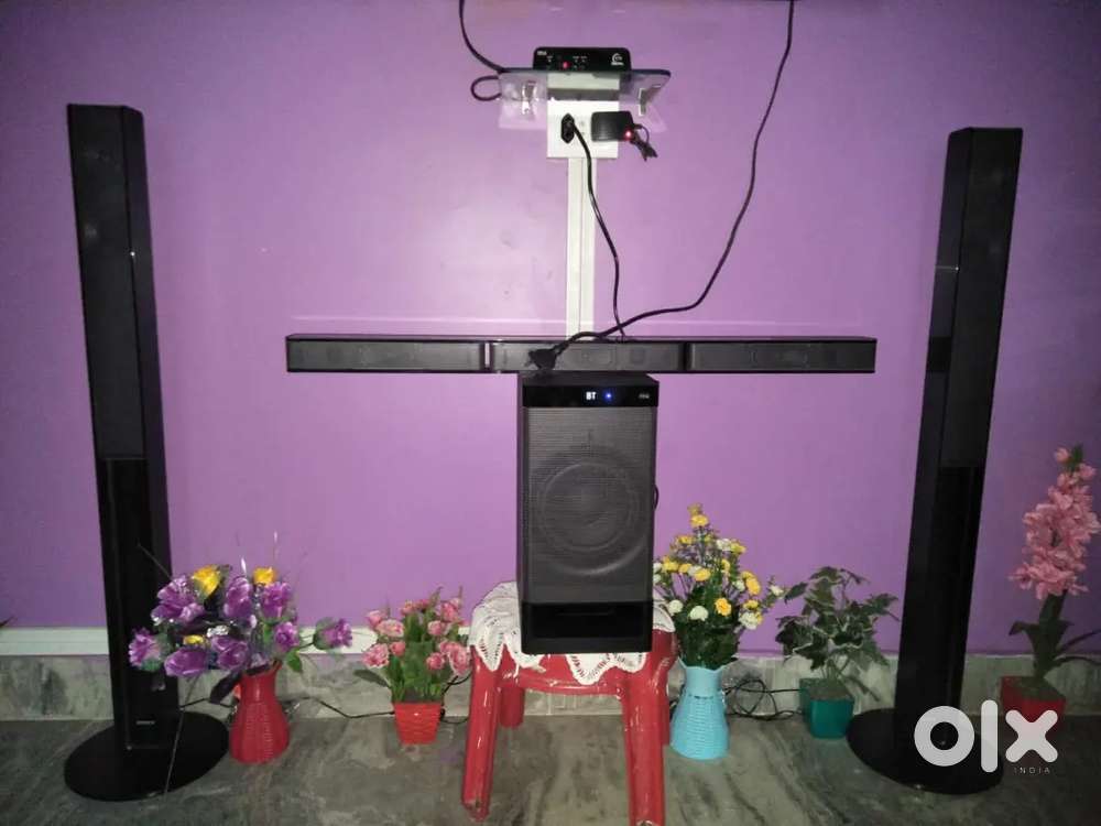 Sony HT RT 40.SHOWROOM CONDITION. LIKE NEW.HOME USE.