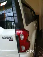Mahindra s11