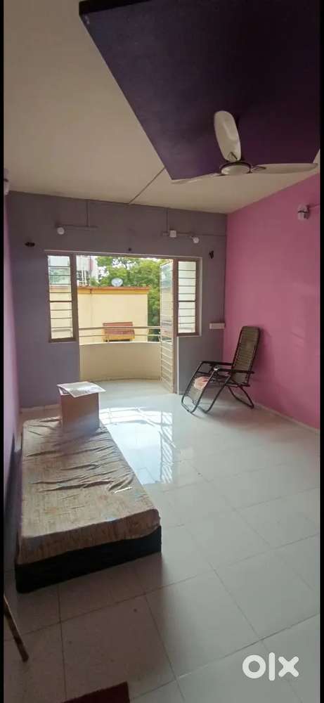 New color lift prime location kathe gali dwarka nashik