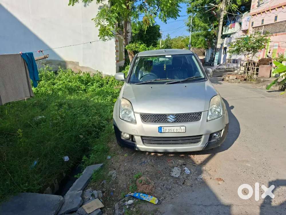 Maruti Suzuki Swift 2010 Diesel 111000 Km Driven