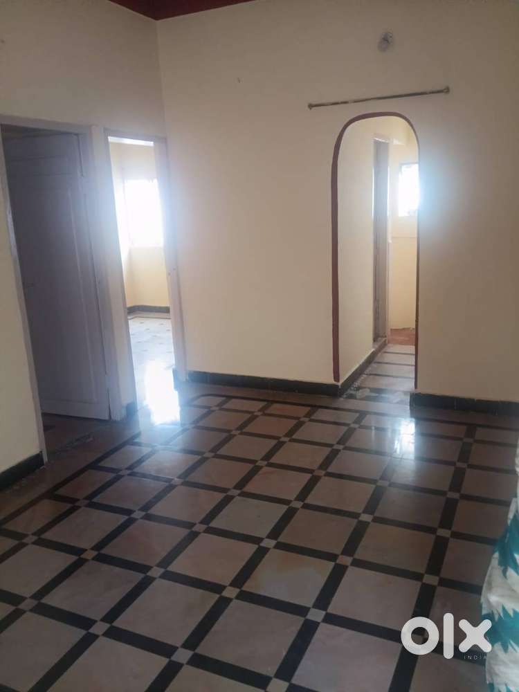 2BHK VEG HOUSE FOR LEASE IN VIDYARANYAPURAM