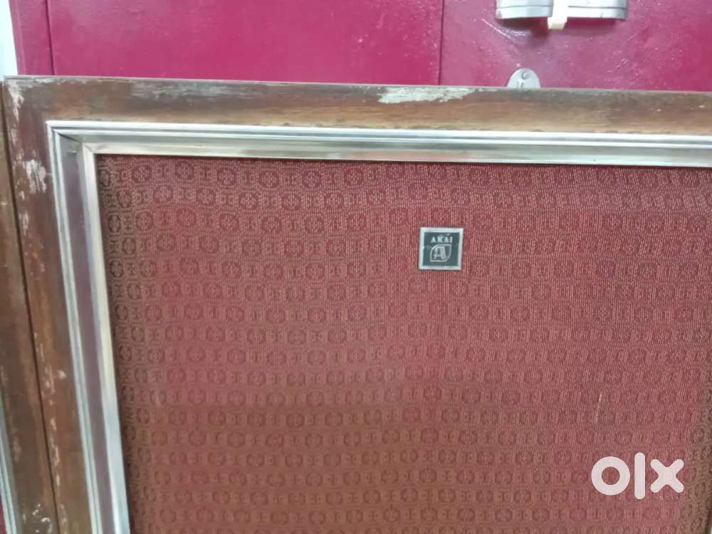 All complete set emplfire .turntable .2 speeker